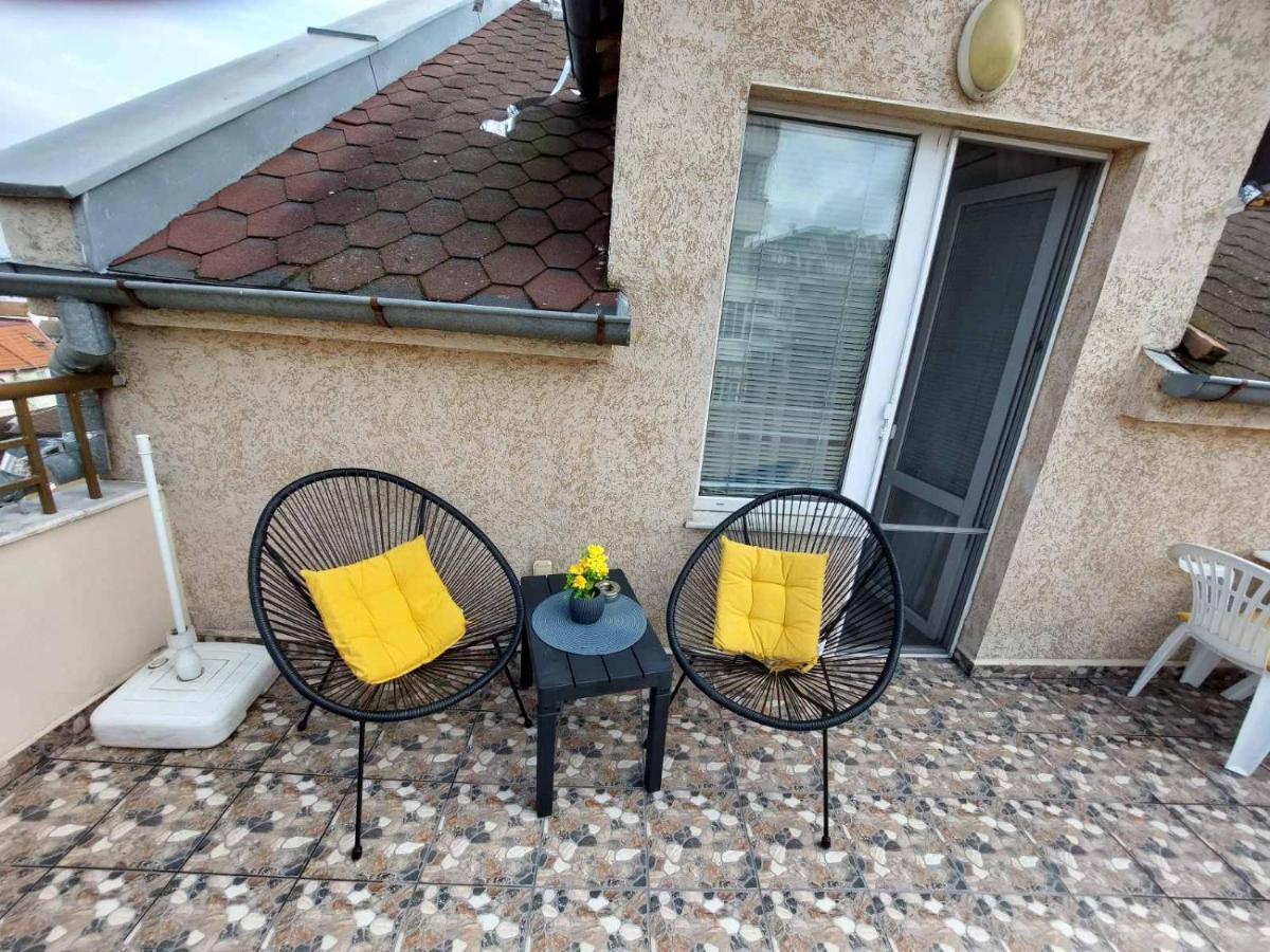 Апартамент Одесос Varna Extérieur photo